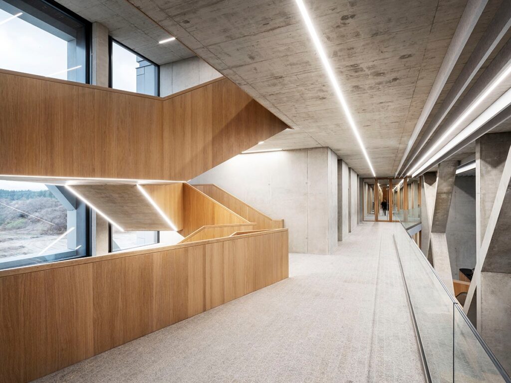 چالش ‌های اجرای این سیستم در پروژه ‌هایی مشابه IGZ - گروه معماری بنیستا